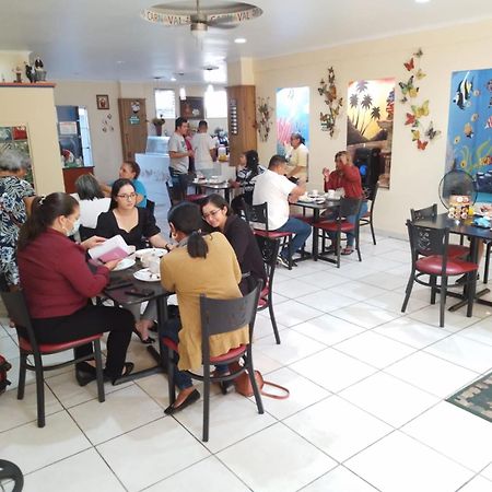 Hotel Carnaval La Ceiba Kültér fotó