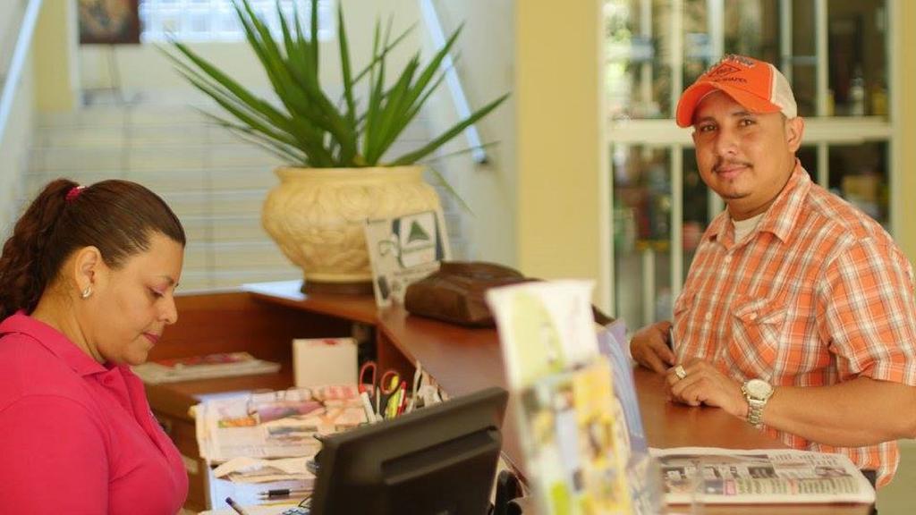 Hotel Carnaval La Ceiba Kültér fotó