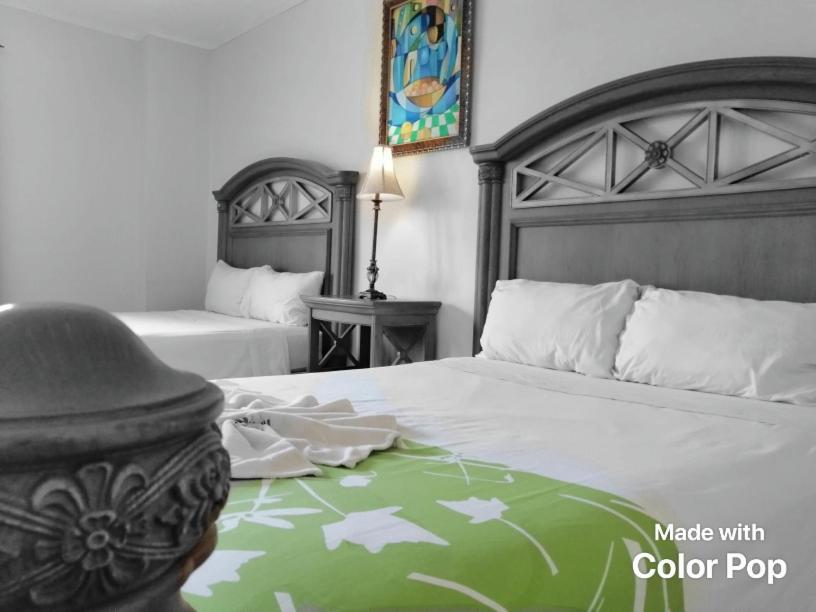 Hotel Carnaval La Ceiba Kültér fotó
